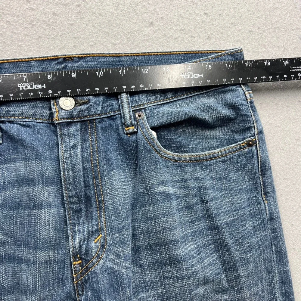 Levis 559 Relaxed Straight Jeans Mens 33x34 Blue Medium Wash Denim 00559-4258